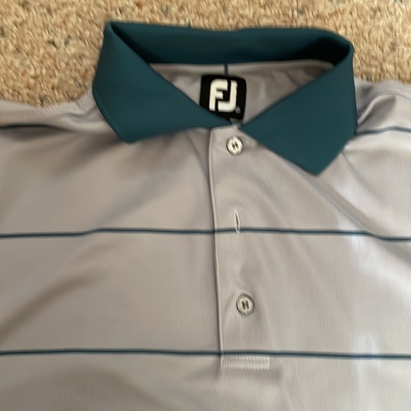 Footjoy golf polo size medium excellent condition - Picture 3 of 6